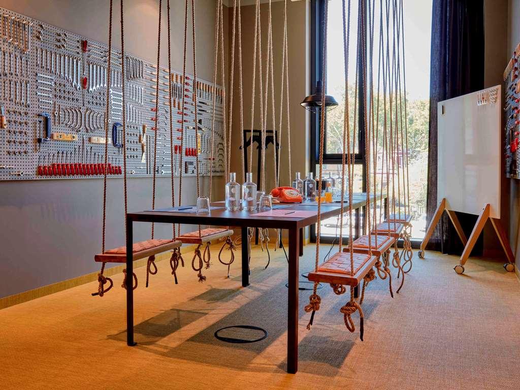 25hours Tour Hotel Dusseldorf
